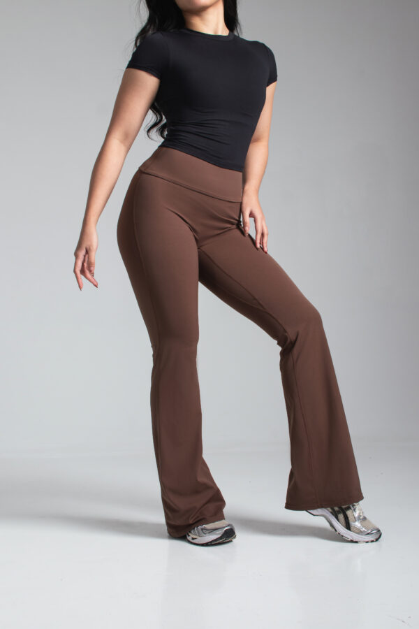 Soft Stride Flared Leggings - Espresso